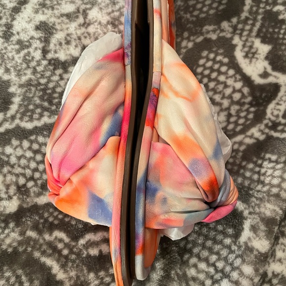 Schutz tie dye leather knot sandals - Picture 8 of 14